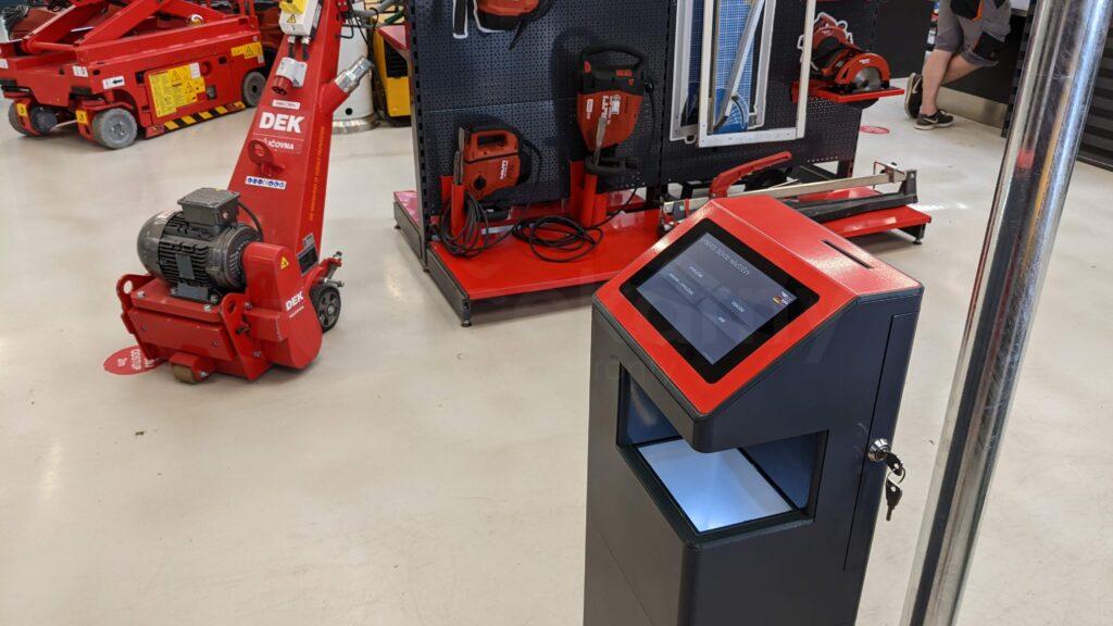 Elektronická čekárna TOTEM 7 s QR kódy