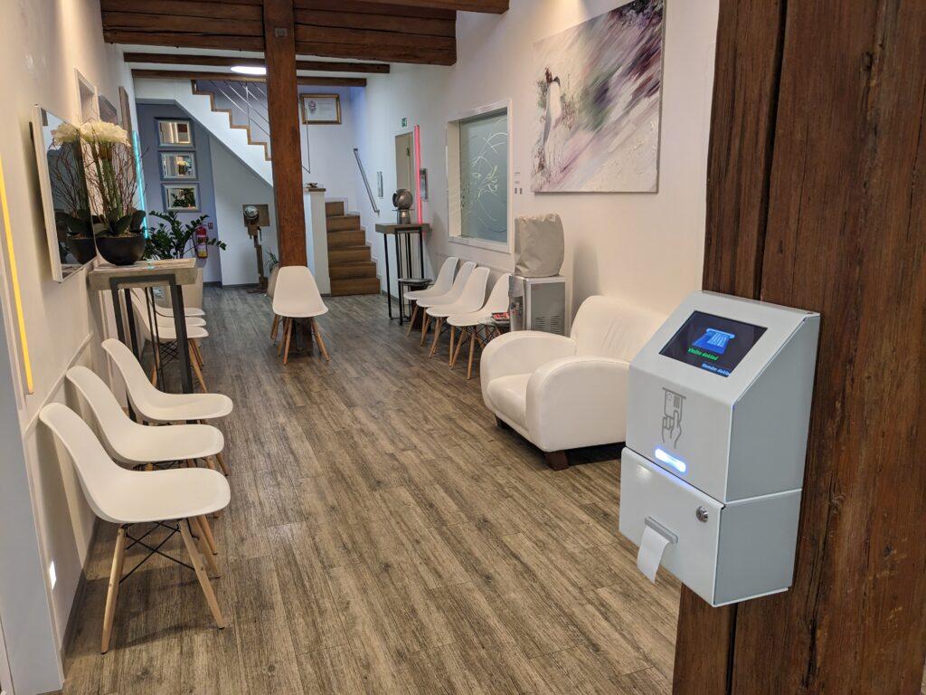 Elektronická čekárna v praxi